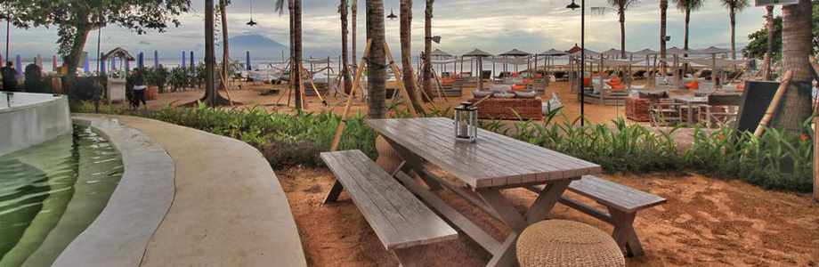 Artotel Beach Club